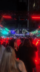 Outdoor concert draws dancing crowds in Moscow night event