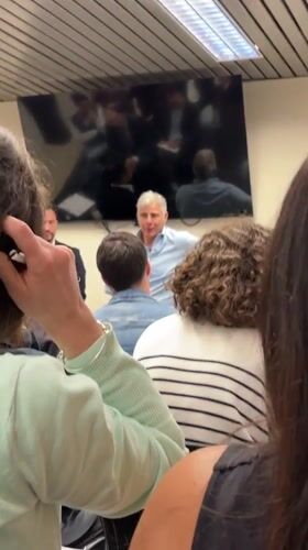 Evening lecture captured in Milan classroom