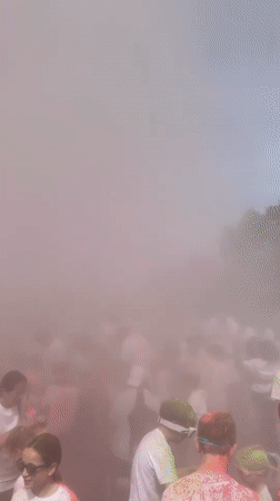 Color run event draws crowds in South Kesteven