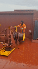 Ship operations and vessel traffic observed near Brunsbüttel port