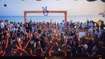 Beach DJ event draws crowd in Bengaluru