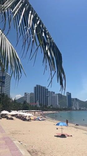 Morning in Nha Trang: beaches, backstreets, and a local bakery