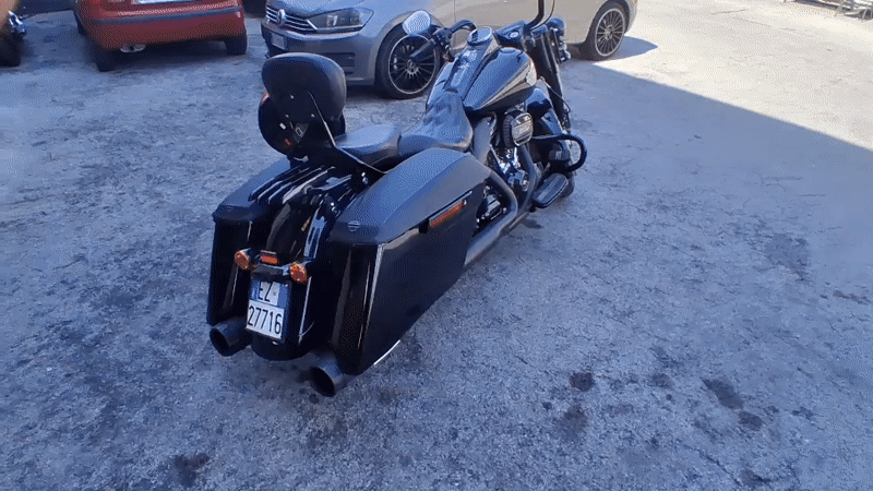 Black Harley-Davidson motorcycle observed in Savona industrial area