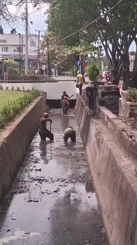 Morning life unfolds in Lhokseumawe: work, food, news