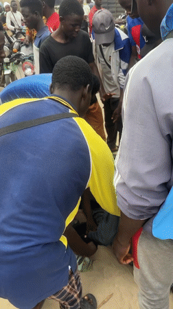 Motorcycle incident draws crowd in Badagry, Nigeria
