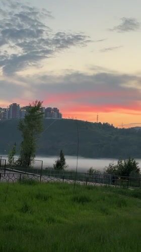 Evening river scenes and Corgi spotted in Krasnoyarsk