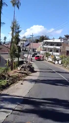 Street scenes and local food in Cemorolawang near Mount Bromo