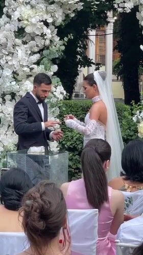 Outdoor wedding ring exchange in Tbilisi, Georgia