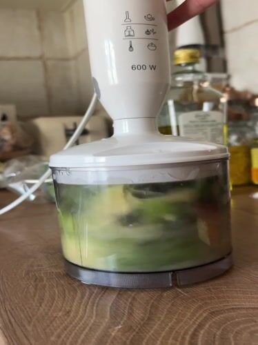 Home cooking session features pesto pasta preparation in Plovdiv