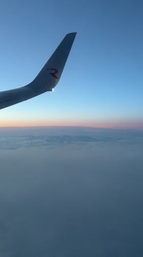 Norwegian Air passengers document routine flight moments over Egypt