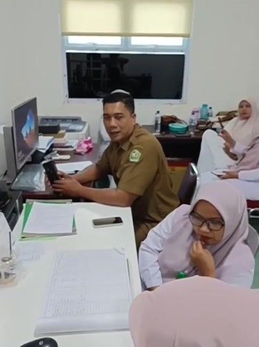Morning scenes at a public institution in Mesjid Reuntoh, Indonesia