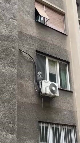 Domestic life documented in Belgrade apartment over 43 minutes