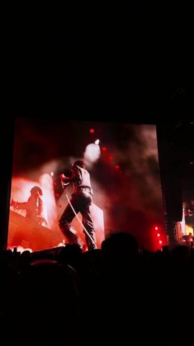 Live Performance Draws Crowds at Coachella Festival in Indio