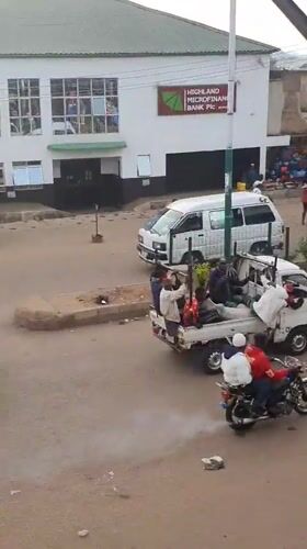Street commerce and everyday hustle in Bukuru, Nigeria