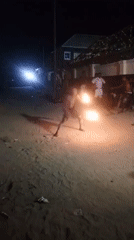 Fire performer draws crowd in Keffi street demonstration