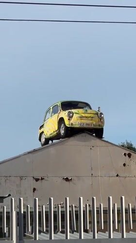 Vintage Fiat Found Perched Atop Building Roof in Bulgaria