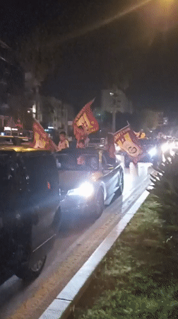 Galatasaray fans celebrate Turkish Super League victory in Yenişehir streets