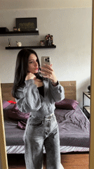 Women document daily moments through selfies in Reutov