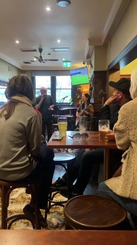 Live music and street art at a Melbourne pub night