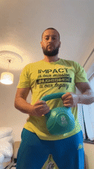 Man conducts indoor fitness workout in London room