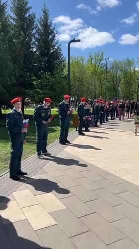 Children participate in outdoor ceremony at Ufa park gathering
