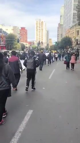 Large crowd demonstrates on La Paz streets