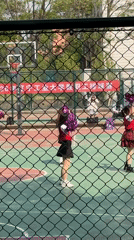 Morning scenes of cheerleaders, pedestrians captured in Zhongtun park