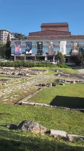 Morning life documented around ancient ruins in Stara Zagora