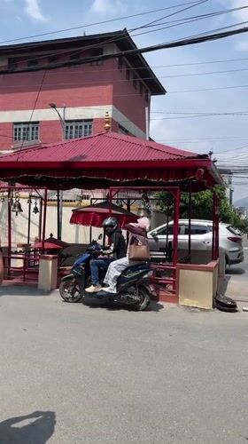 Morning street life documented across Kathmandu neighborhoods