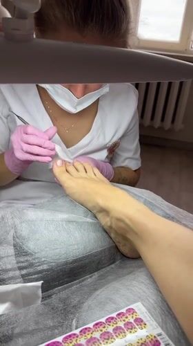 Leopard print pedicure session at a Vladimir nail salon