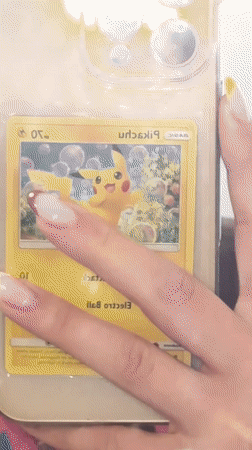 Person unpacks colorful folders with QR code in Milano