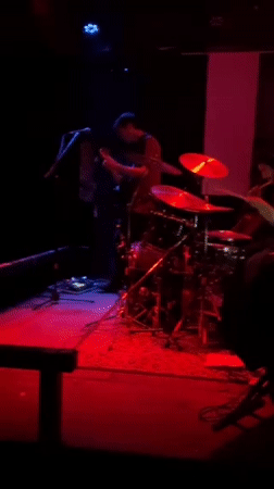 Late-night band performs at small venue in La Plata