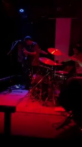 Late-night band performs at small venue in La Plata