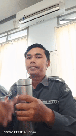 Routine morning at a Gorontalo police station and surrounding streets