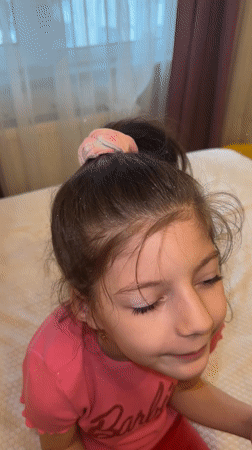 Everyday family moments and fresh fish documented in Istanbul