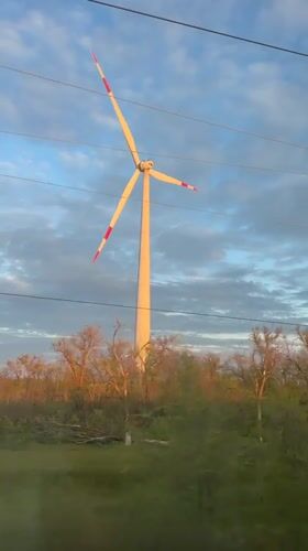 Wind turbines observed in Russian countryside near Zimovniki