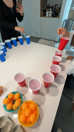 Family playtime and snacks observed in Pétange home