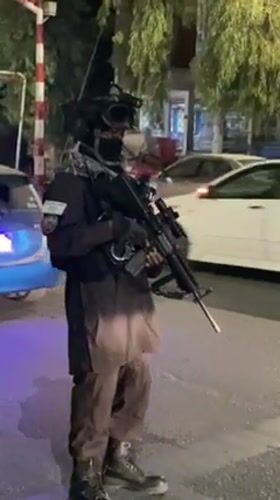 Armed tactical personnel spotted at Kandahar street checkpoint