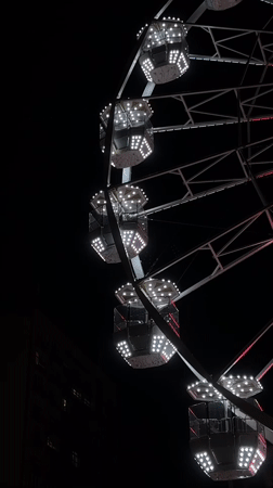 Illuminated Ferris wheel draws social media attention in Kragujevac