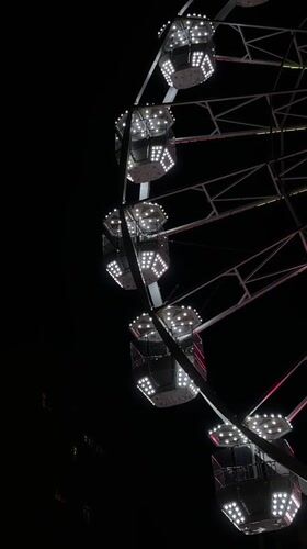 Illuminated Ferris wheel draws social media attention in Kragujevac