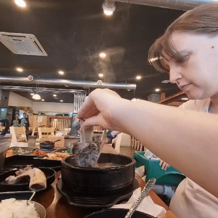 Korean BBQ lunch at a Dunnae-myeon restaurant, galbitang and banchan