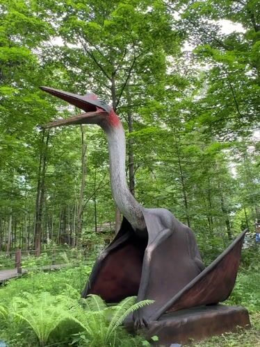Afternoon at Izhevsk's dinosaur-themed park attraction