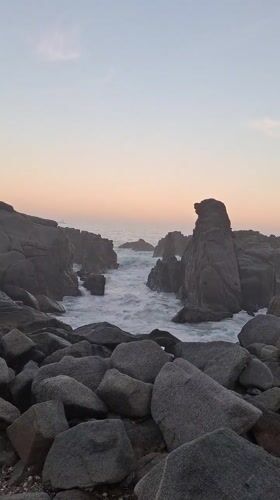 Coastal scenes documented in Iquique, Chile during morning hours