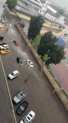 Street flooding hits Ryazan as cars wade through deep water
