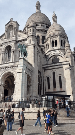 Inside and outside Sacré-Cœur, with live guitar on the steps