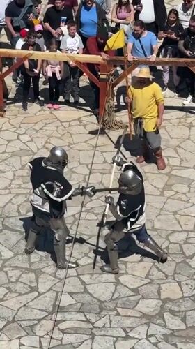 Medieval combat reenactment draws crowds to Smederevo fortress