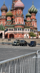 Official vehicles and uniformed personnel observed near Moscow's Red Square