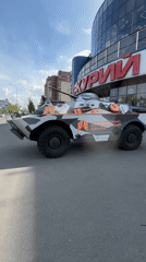 Armored vehicles spotted on Saint Petersburg streets amid civilian activity