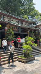 Early morning visitors explore ornate temple complex in Đà Nẵng