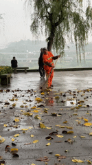 Late-night street scenes show women working in Jiangjin